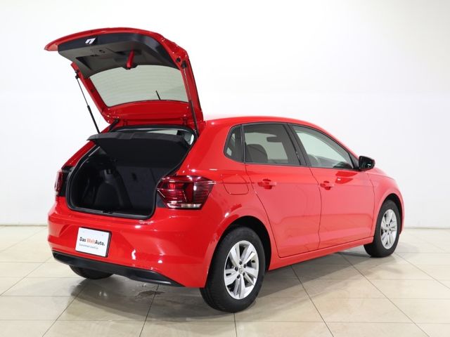 VolksWagen POLO 2020-10 18818-8