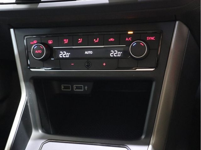 VolksWagen POLO 2020-10 18818-19
