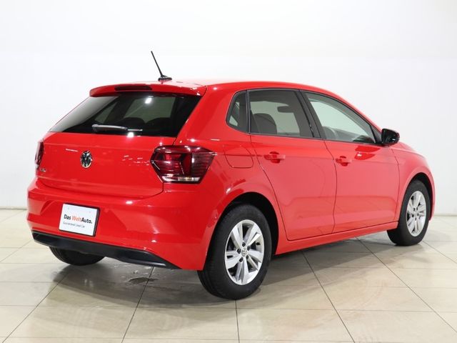 VolksWagen POLO 2020-10 18818-7