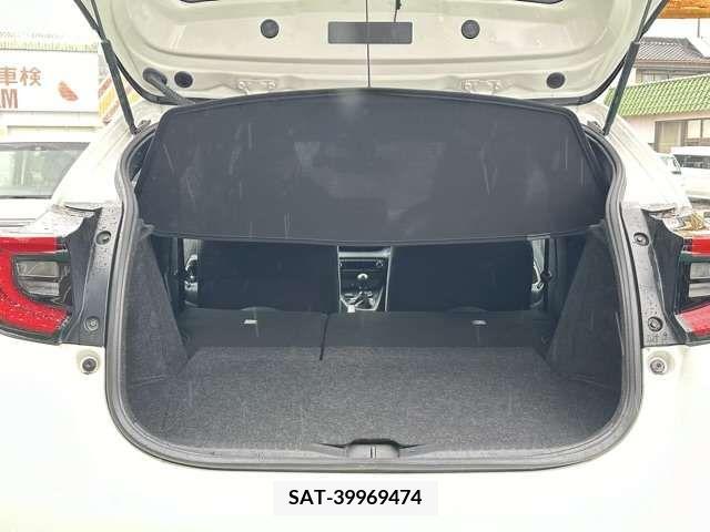 Toyota YARIS 2022-03 340675-9
