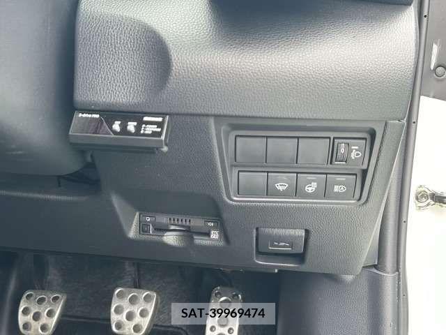 Toyota YARIS 2022-03 340675-14