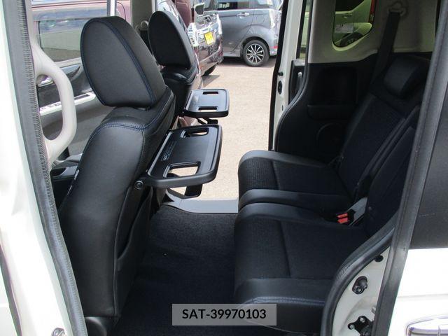Honda N BOX CUSTOM 2017-02 306806-5