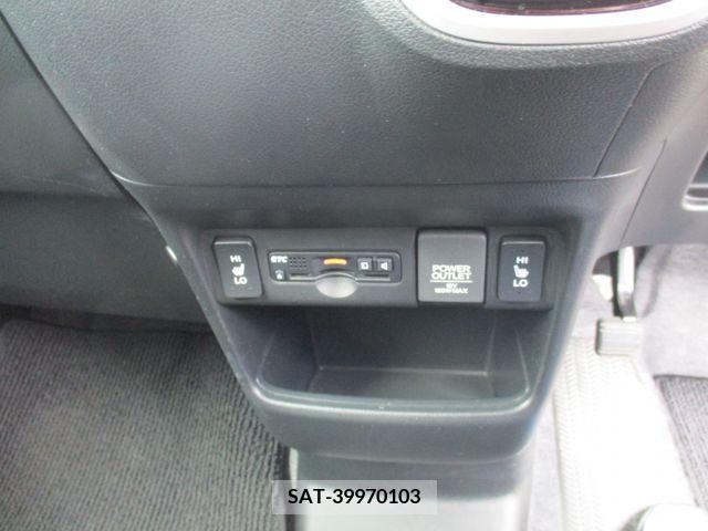 Honda N BOX CUSTOM 2017-02 306806-8