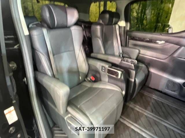 Toyota ALPHARD 2021-05 258955-9