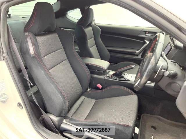 Subaru BRZ 2014-06 376070-9