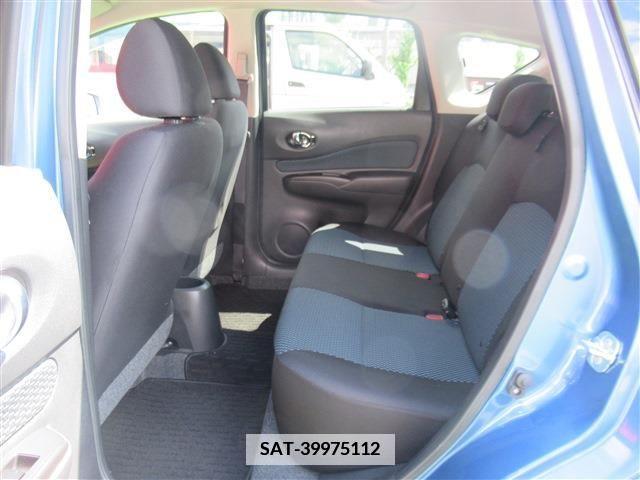 Nissan NOTE 2015-12 382755-6