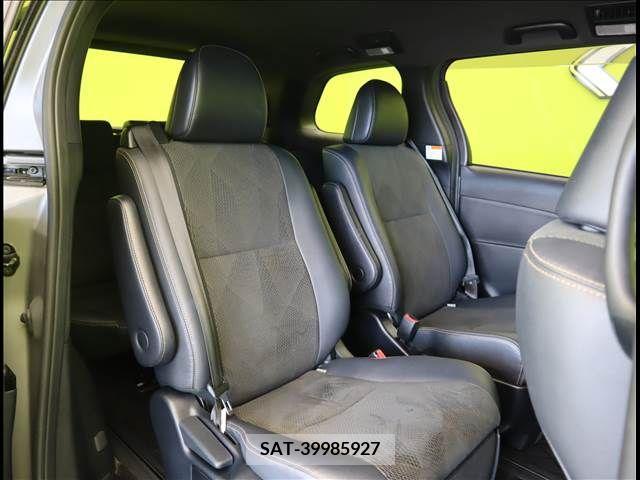 Toyota ESTIMA 2018-12 269545-23