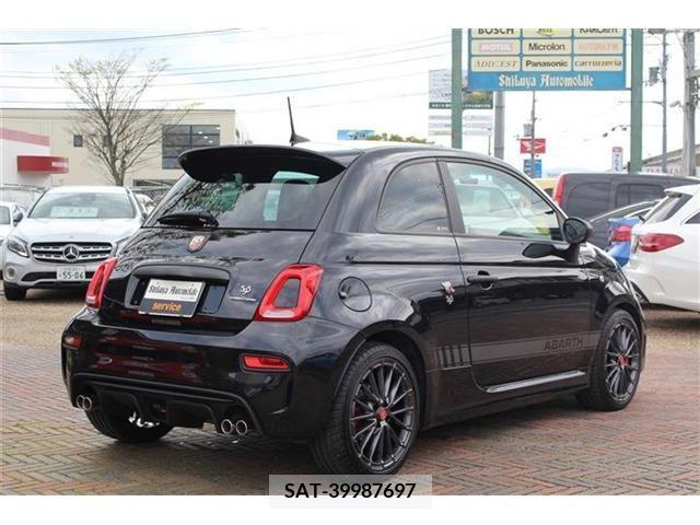 Abarth 595 2022-03 226926-2