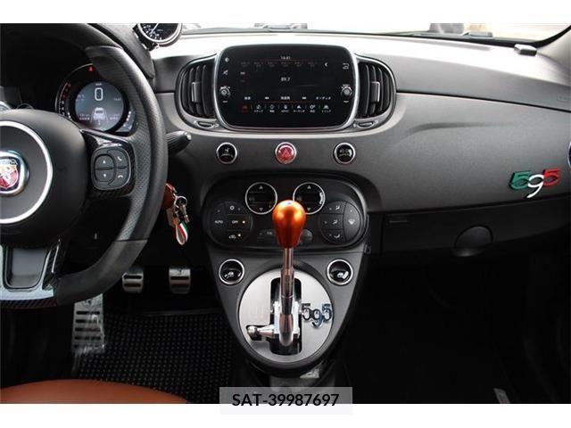 Abarth 595 2022-03 226926-7