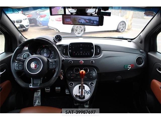 Abarth 595 2022-03 226926-6