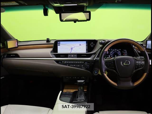 Lexus ES 2019-04 240323-2
