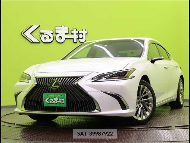 Lexus ES 2019-04 240323-0