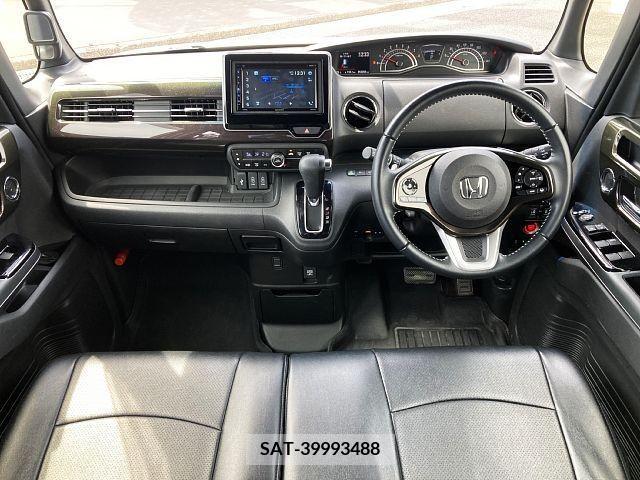 Honda N BOX CUSTOM 2018-06 251772-1