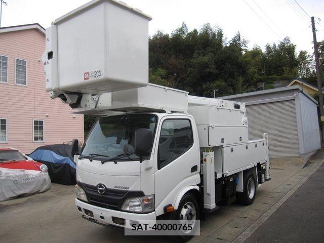 Hino DUTRO 2011-11 207877-1