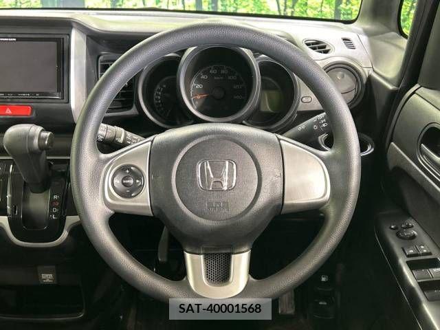 Honda N BOX 2015-06 306597-11