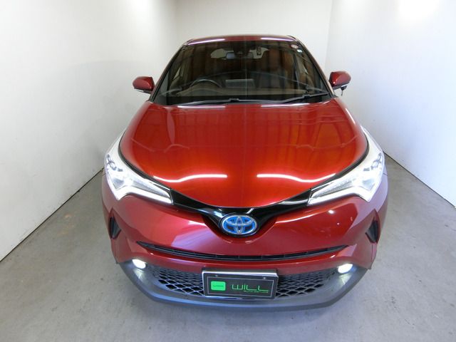 Toyota C-HR 2018-03 27960-19