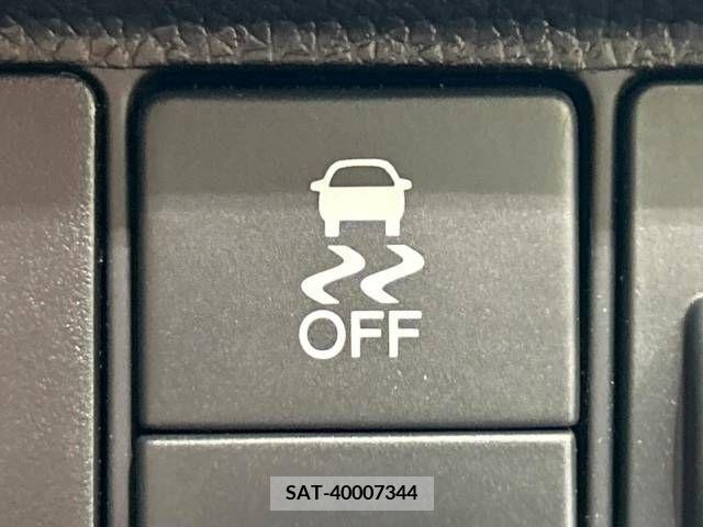 Honda FIT 2013-12 303819-7
