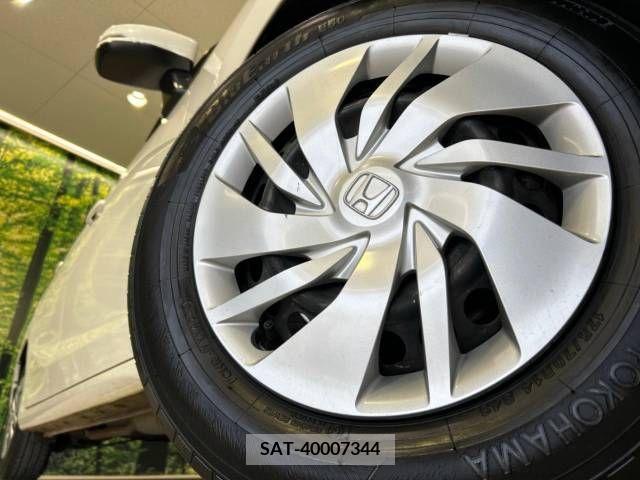 Honda FIT 2013-12 303819-13