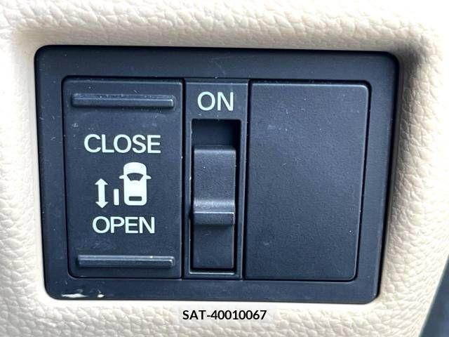 Honda N BOX CUSTOM 2017-09 392772-3