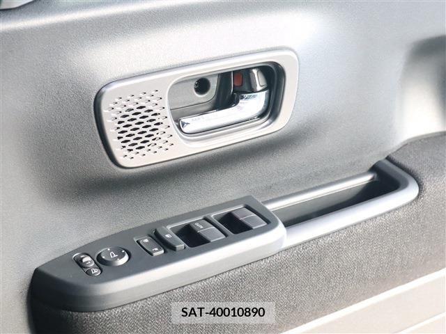Honda N BOX CUSTOM 2023-11 206300-11