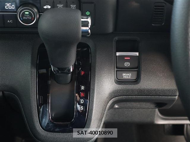 Honda N BOX CUSTOM 2023-11 206300-9