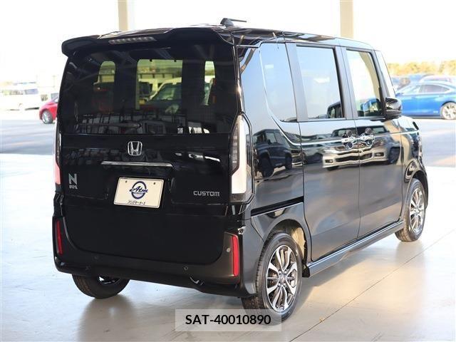 Honda N BOX CUSTOM 2023-11 206300-7