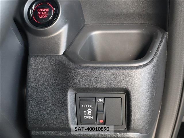 Honda N BOX CUSTOM 2023-11 206300-2