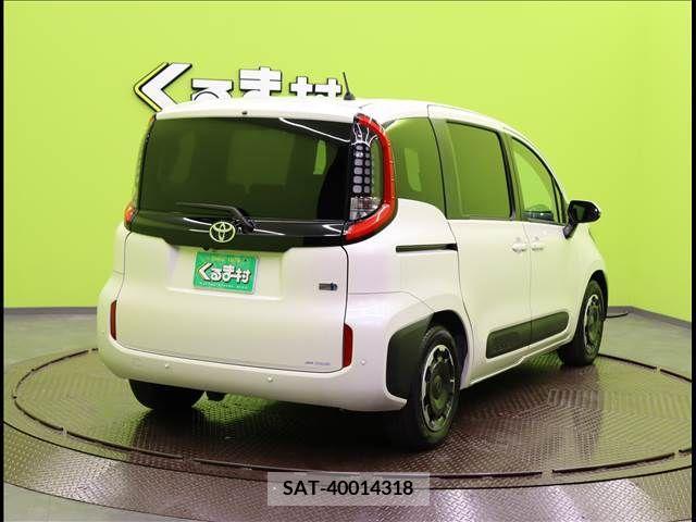 Toyota SIENTA 2023-07 313381-1