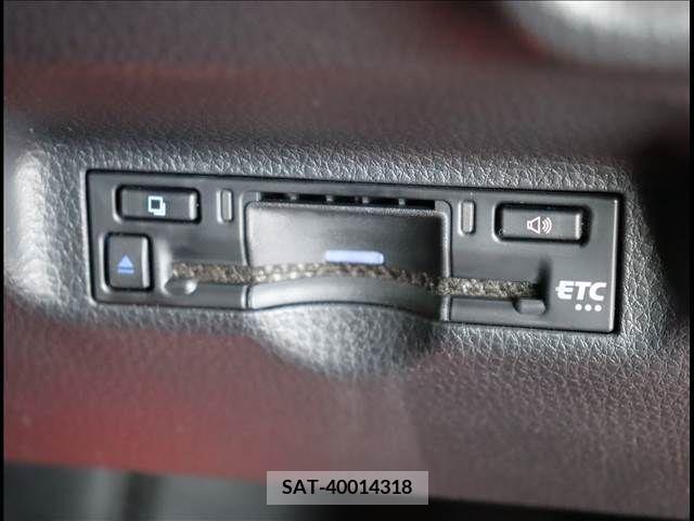 Toyota SIENTA 2023-07 313381-6