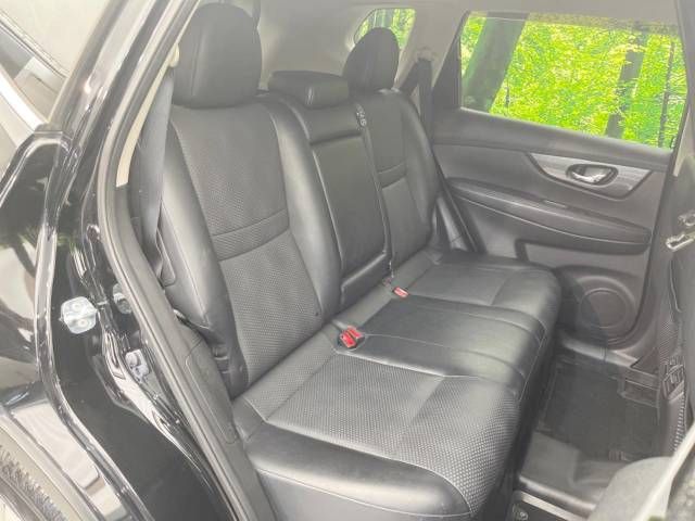 Nissan X-TRAIL 2015-09 10058-12