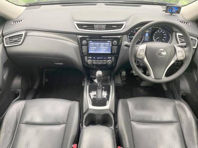 Nissan X-TRAIL 2015-09 10058-1