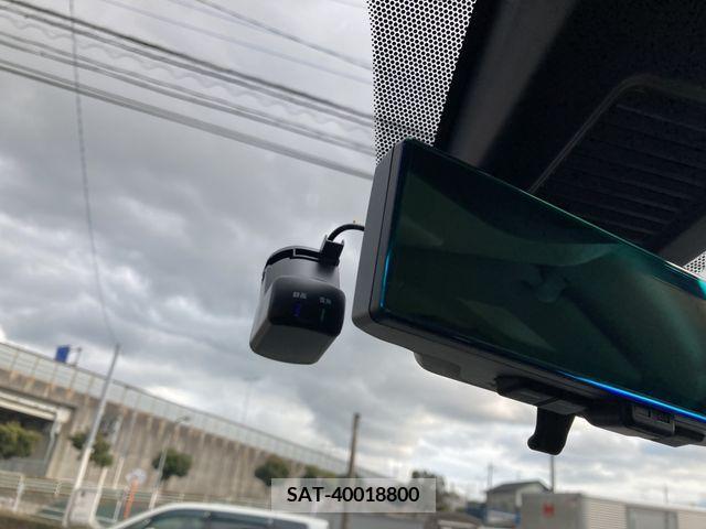 Nissan KICKS 2021-01 220473-10