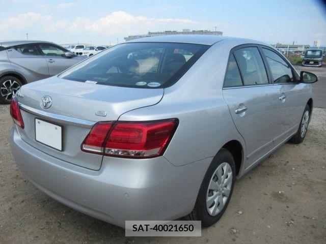 Toyota PREMIO 2017-12 347031-1