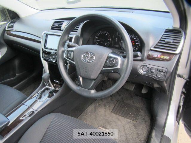 Toyota PREMIO 2017-12 347031-3