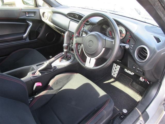 Toyota 86 2012-06 1201-4