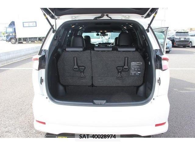Toyota ESTIMA 2017-10 297356-17