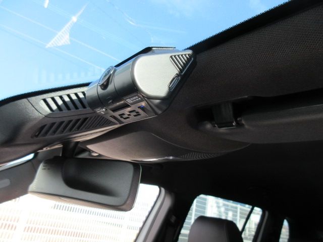 Mercedes Benz GLB-CLASS 2022-07 184561-18