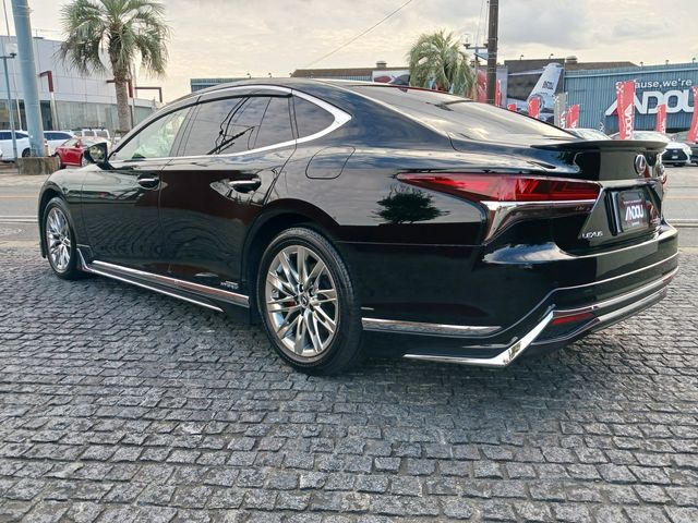 Lexus LS 2017-11 3276-2