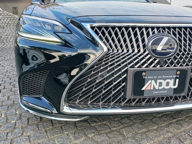 Lexus LS 2017-11 3276-5