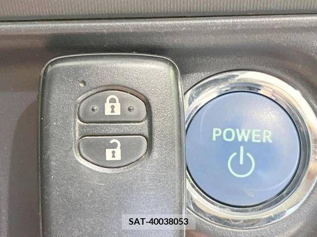 Toyota AQUA 2015-03 262010-7