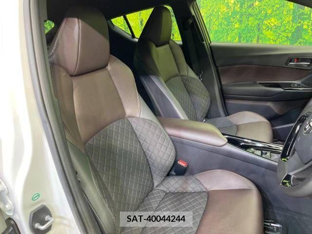Toyota C-HR 2017-06 213759-8