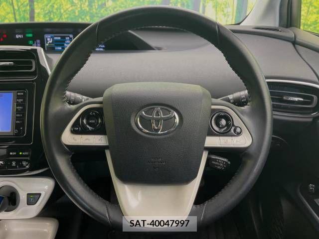 Toyota PRIUS 2016-07 322376-11