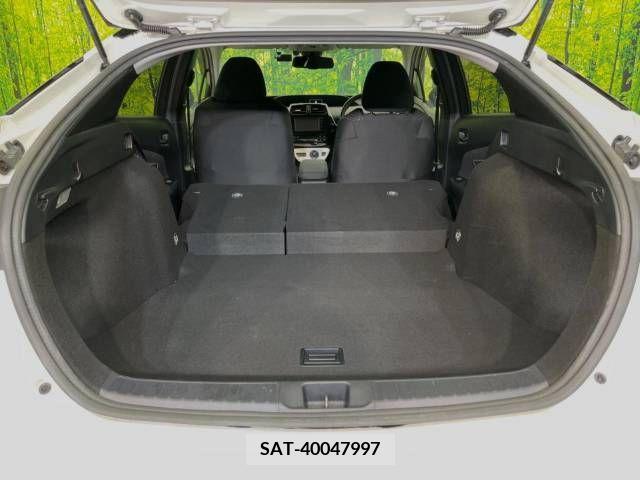 Toyota PRIUS 2016-07 322376-10
