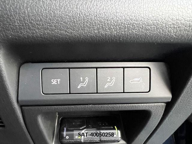 Mazda CX-30 2022-03 295621-9