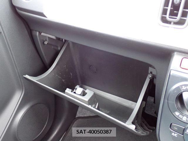 Suzuki ALTO 2017-02 305048-12