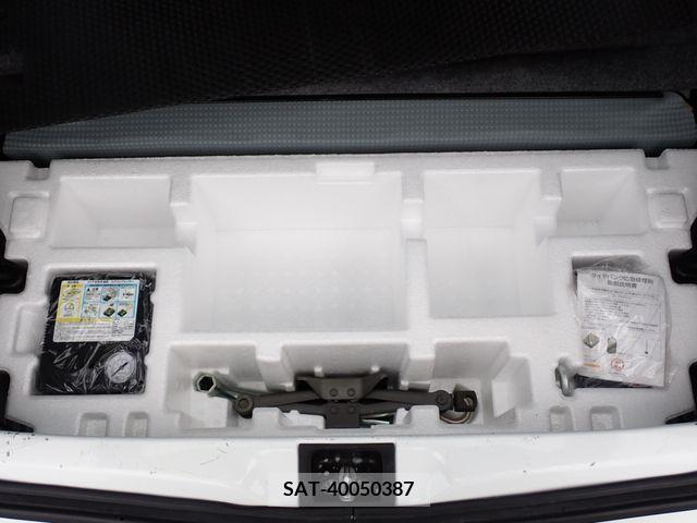 Suzuki ALTO 2017-02 305048-17