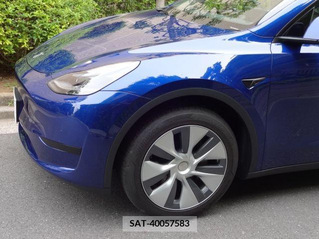 Tesla MODEL Y 2022-12 310902-4