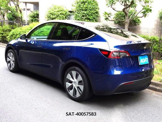 Tesla MODEL Y 2022-12 310902-2