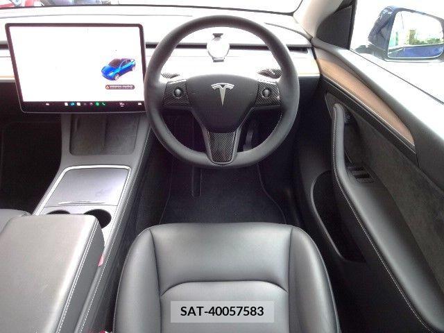 Tesla MODEL Y 2022-12 310902-1