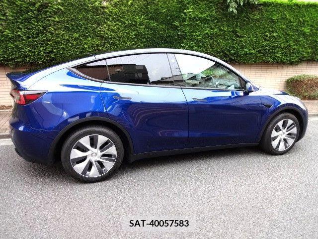 Tesla MODEL Y 2022-12 310902-6